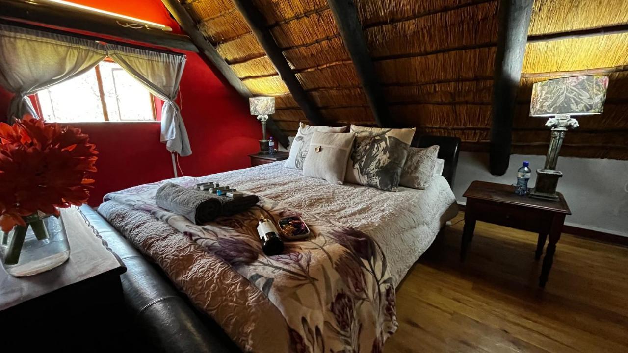 OppiPlasie Guest House Brits Extérieur photo