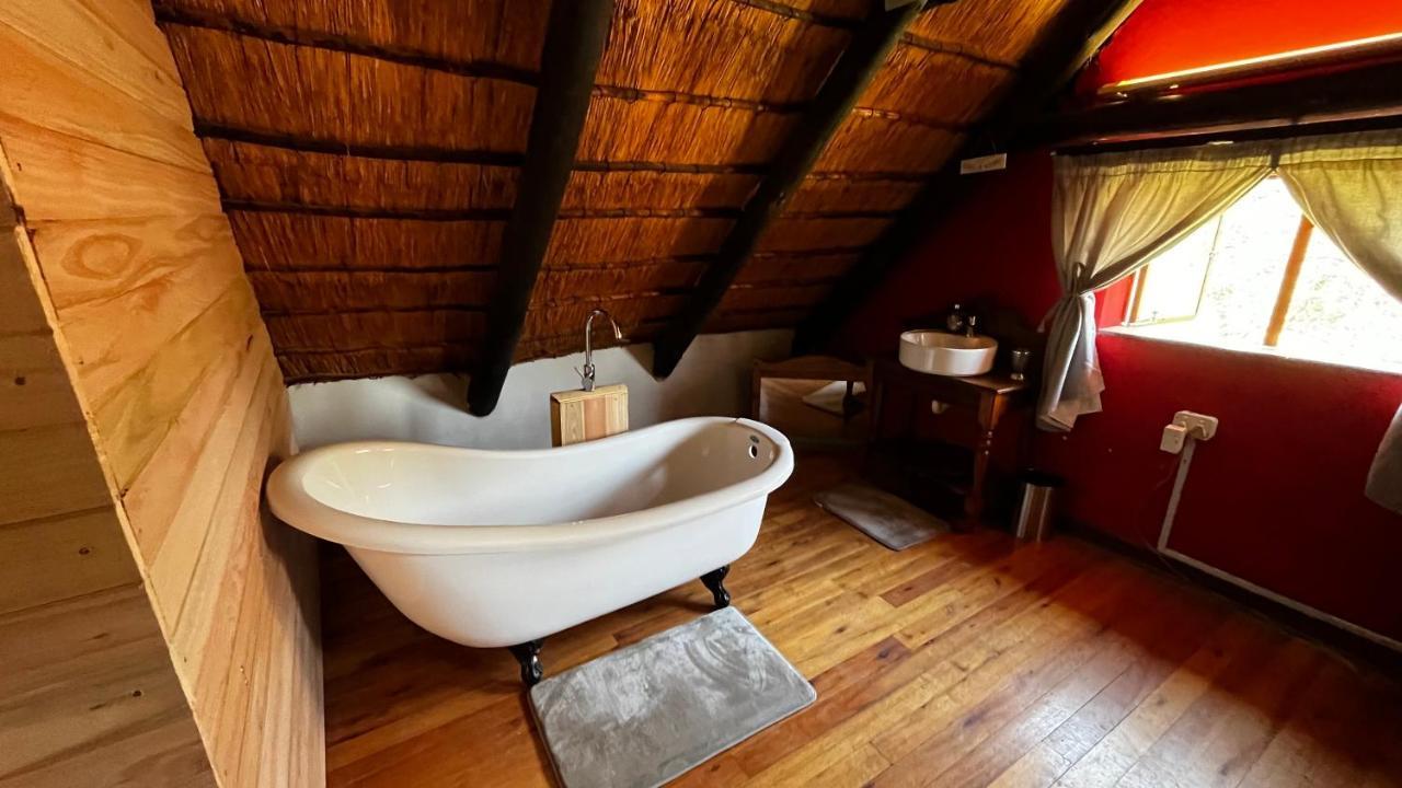 OppiPlasie Guest House Brits Extérieur photo