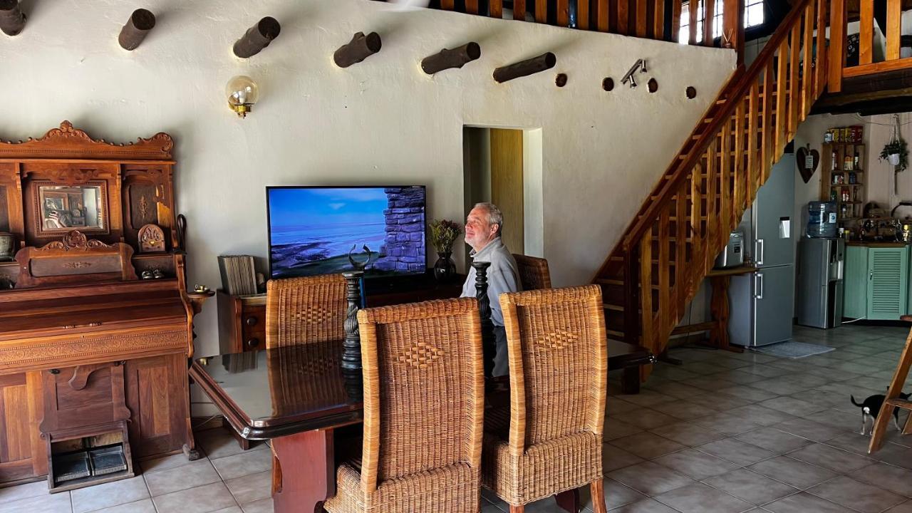 OppiPlasie Guest House Brits Extérieur photo